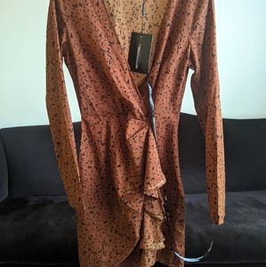 NWT PrettyLittleThing Dress / size 2